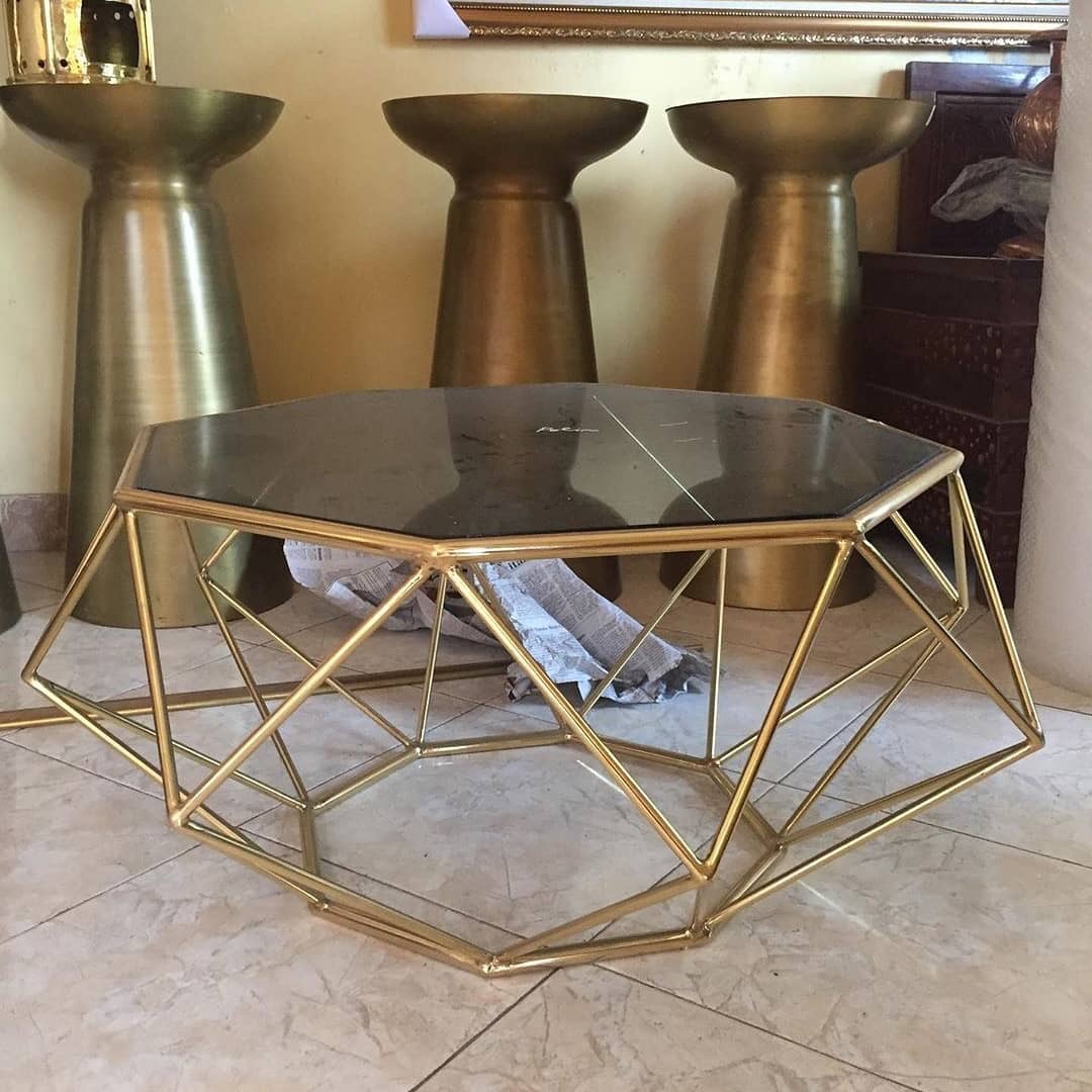 Coffetable Kuningan - Coffee table kuningan dengan finishing halus.