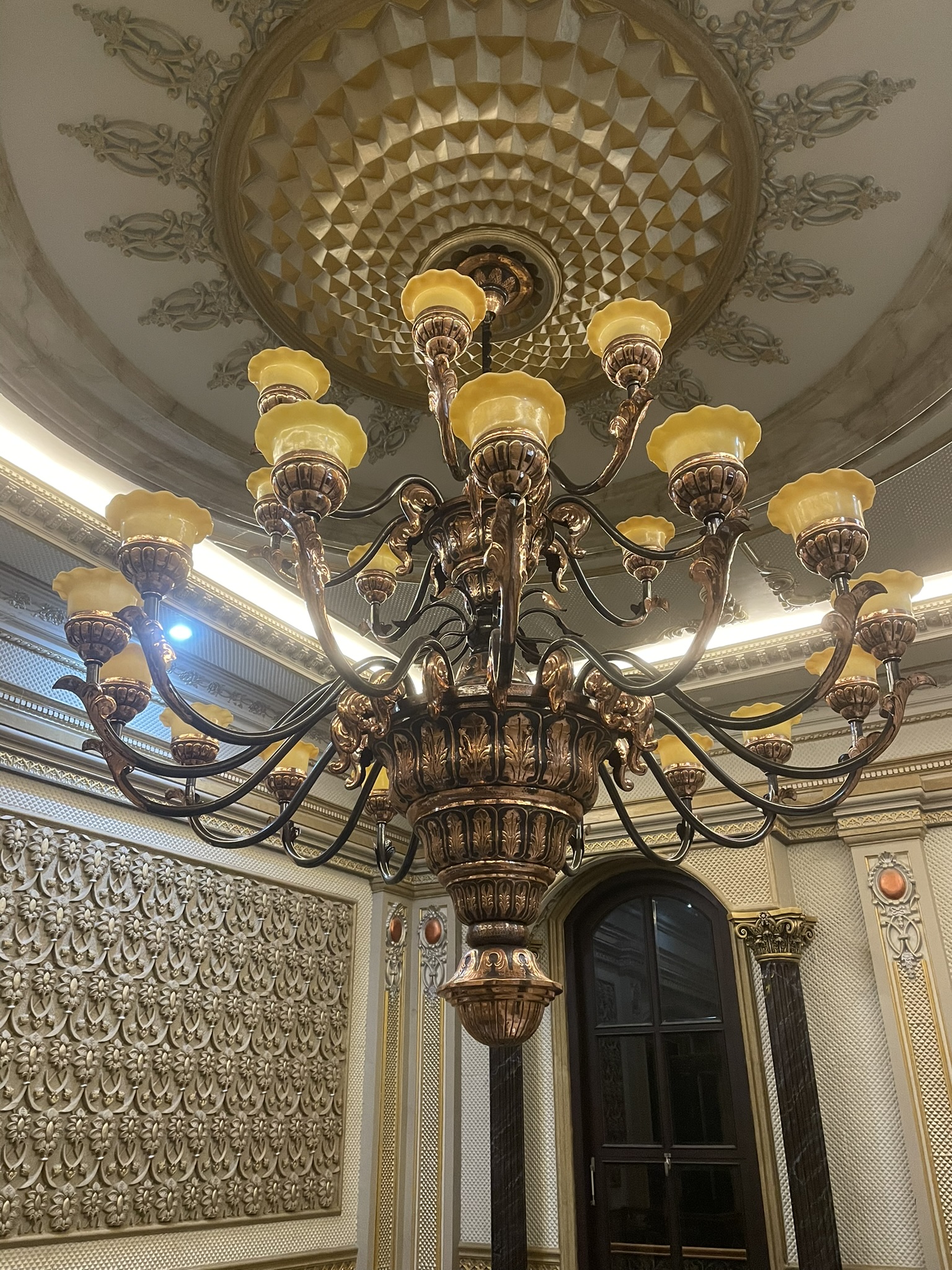 Lampu Robyong - Kerajinan Tembaga Kuningan PoejaGallery