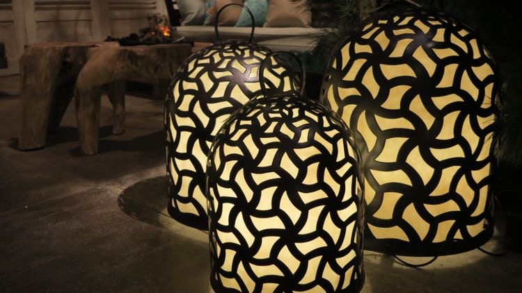 Lampu Taman - Lampu taman untuk pencahayaan outdoor.