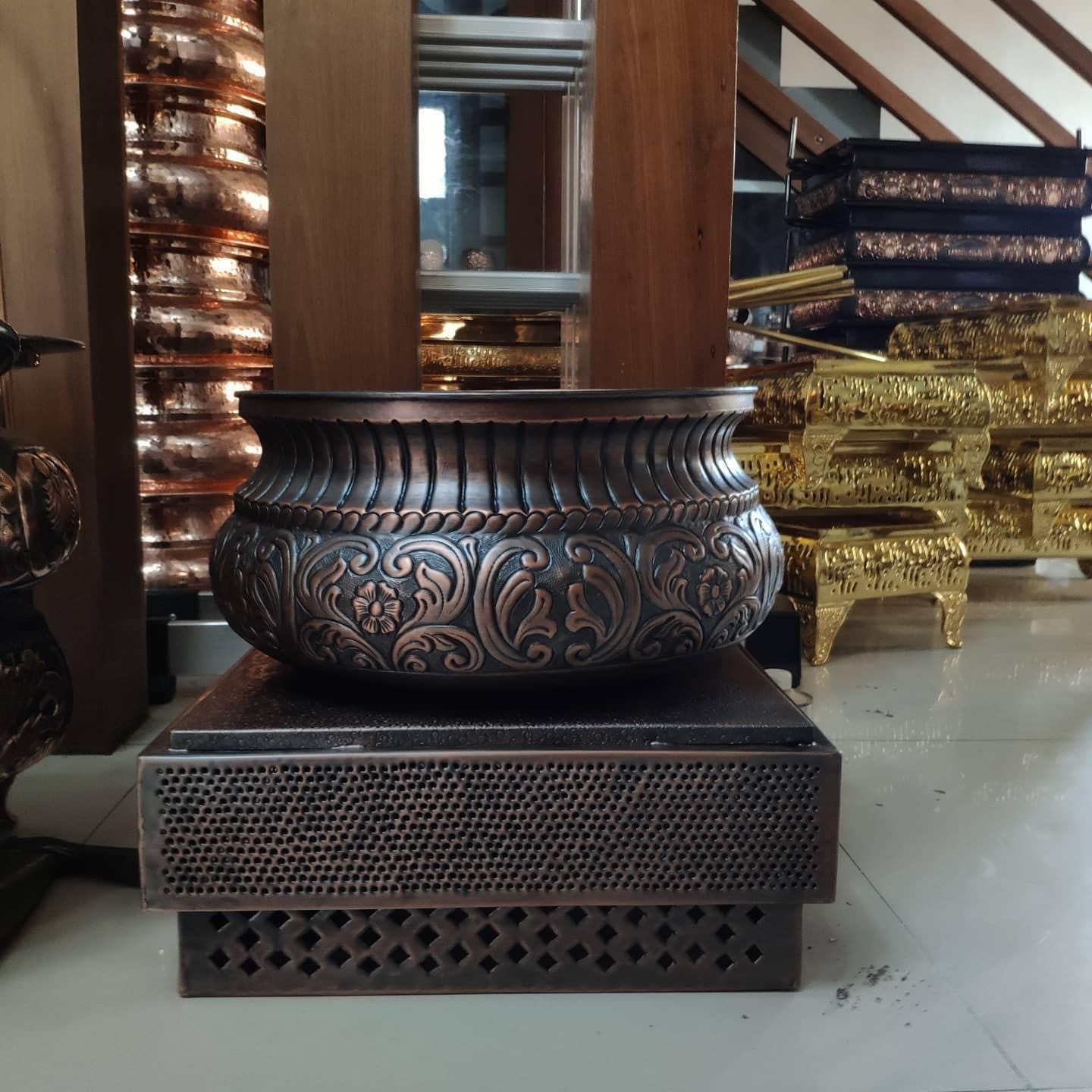 Prasmanan Tembaga - Perangkat saji tembaga, finishing halus.